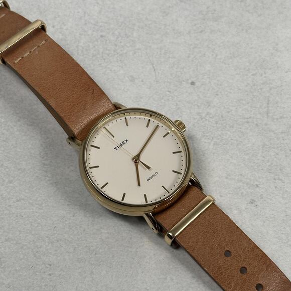 Timex Fairfield Watch 37mm Gold Tone Brown Leather Strap Indiglo New Battery - Picture 1 of 13